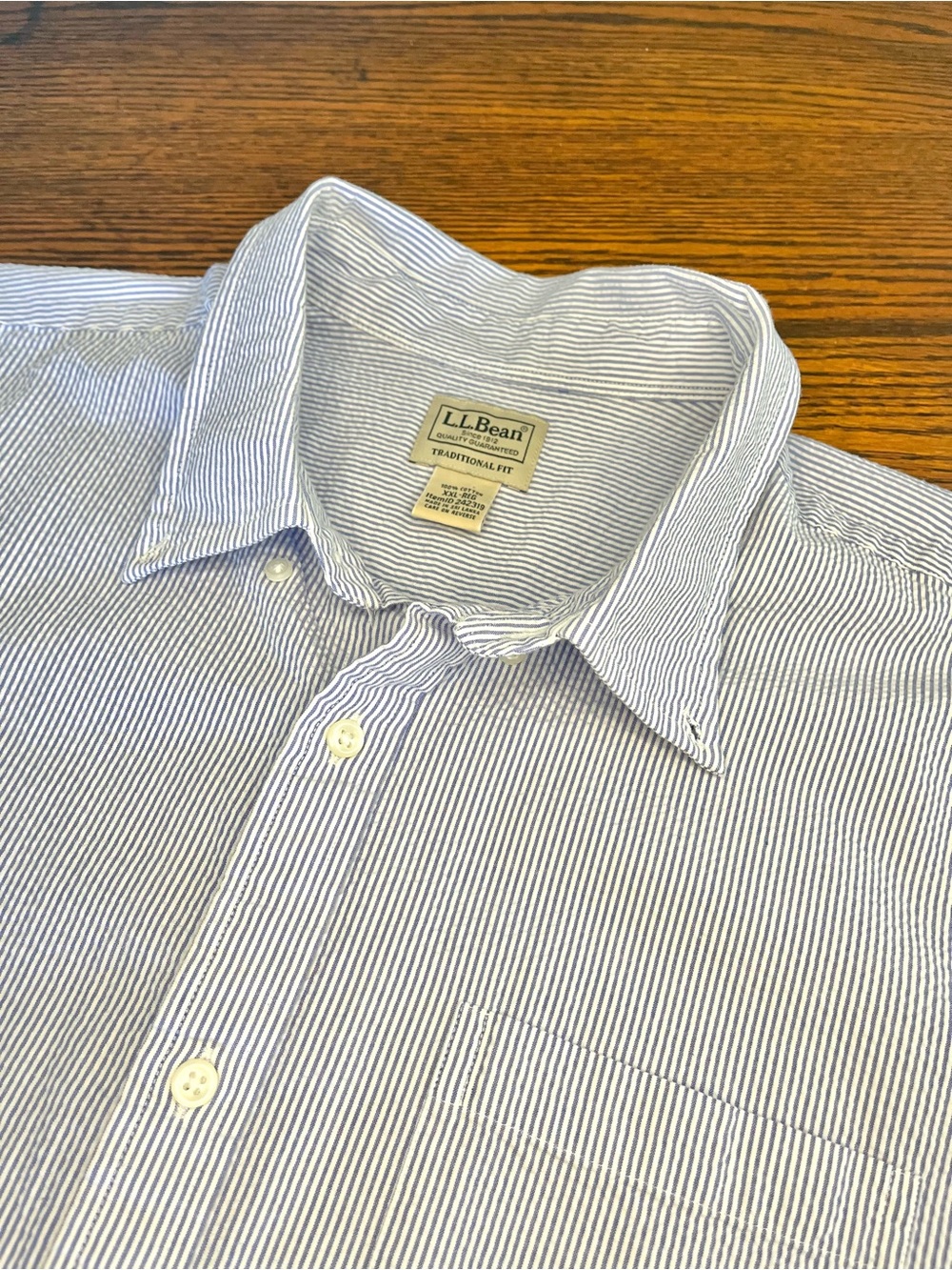 LL Bean Shirt Mens XXL Blue White Striped Seersucker Traditional Fit Button Down